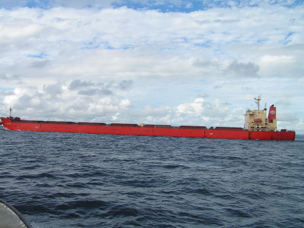 Maritime Security Alert: Projectile Attack on MINOAN DIGNITY in the Strait of Hormuz on August 17, 2026