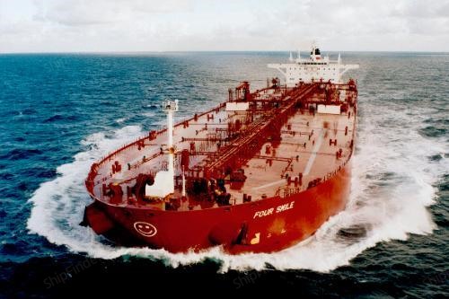 Maritime Security Alert: U.S. Strikes Iranian Tankers in the Persian Gulf and Gulf of Oman